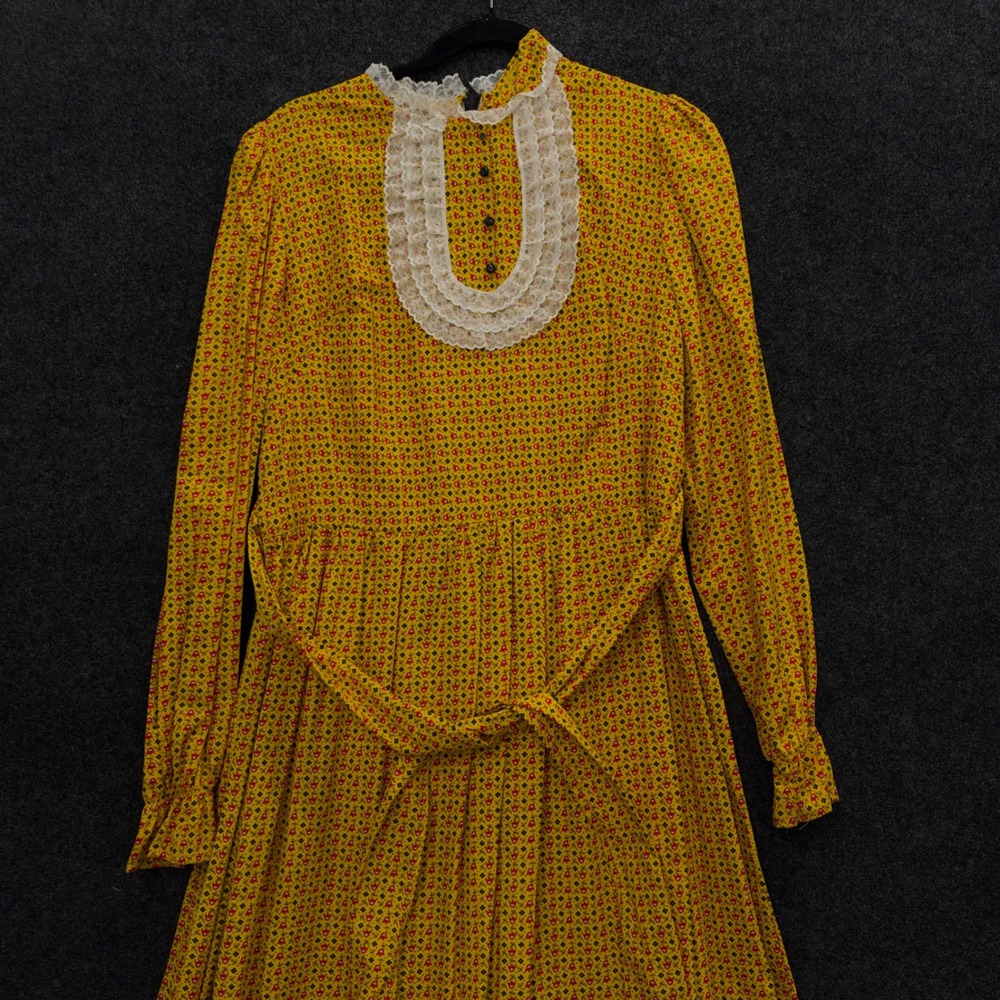 Vintage 1950s Yellow Calico Floral Prairie Maxi Dress Lace Bib Ruffle Trim XL